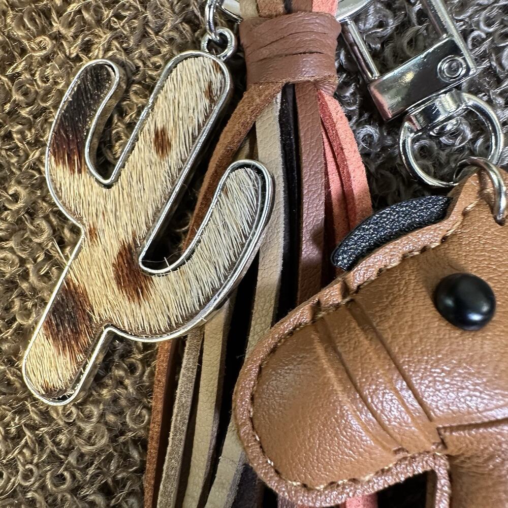 Bag Charm Key NEW Cow Hair Hide Cactus, Brown Pony Horse Arbor Verde - Picture 2 of 10